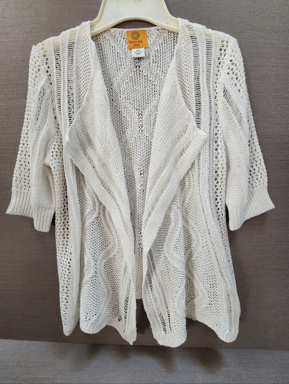 WHITE CROCHET SWEATER SIZE PETITE MEDIUM  NWOT